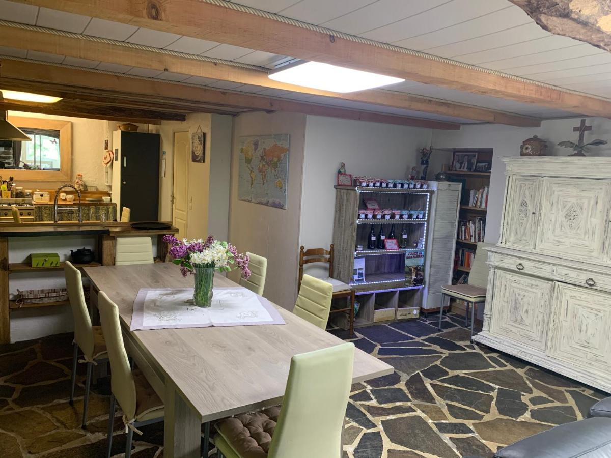 Chambres D'Hotes Le Lepadou-Bas Saint-Chély-dʼAubrac Zewnętrze zdjęcie