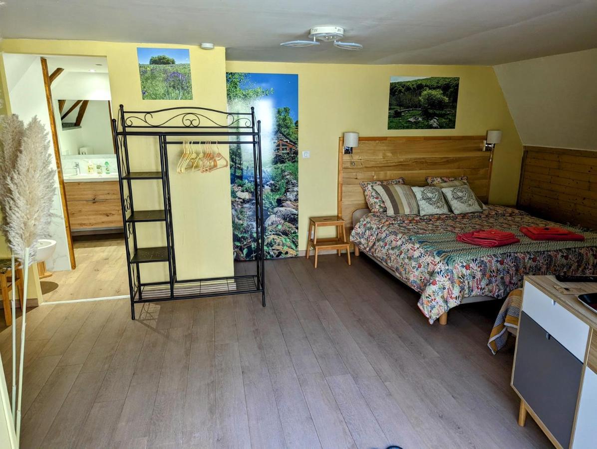 Chambres D'Hotes Le Lepadou-Bas Saint-Chély-dʼAubrac Zewnętrze zdjęcie