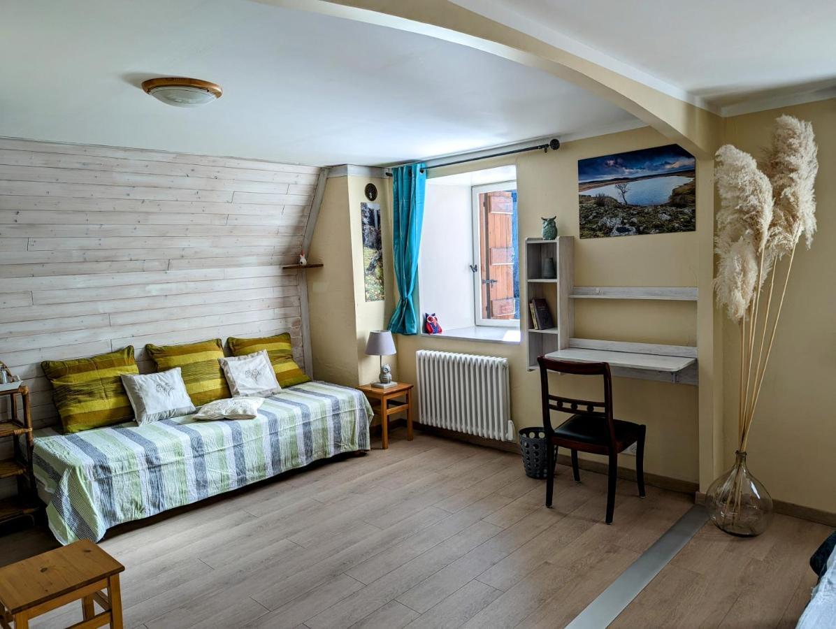 Chambres D'Hotes Le Lepadou-Bas Saint-Chély-dʼAubrac Zewnętrze zdjęcie