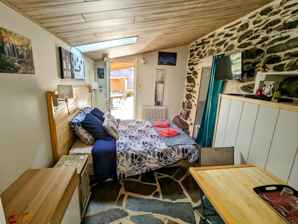 Chambres D'Hotes Le Lepadou-Bas Saint-Chély-dʼAubrac Zewnętrze zdjęcie